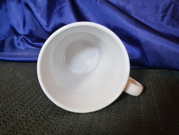 Čaše: Solja nova,vintaz porcekanska. Univerzalna solja. Visina. 9,5cm — 7