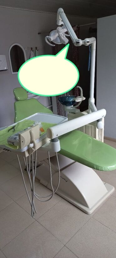 ustular: Стоматологический стул