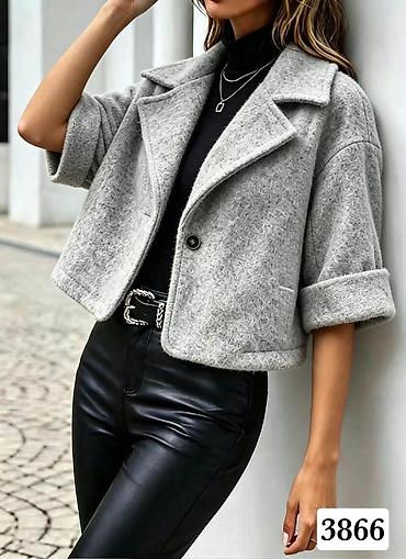 perika prodaja: Fa, Ženska kraća jakna/kaput model 3866 - Kroj: boxy, skraćen do — 1