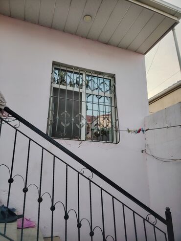 pencere rewotkasi: Sabit Barmaqlıq