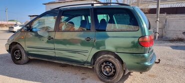 тамбурную машину: Volkswagen Sharan: 1999 г., 1.9 л, Механика, Дизель, Минивэн