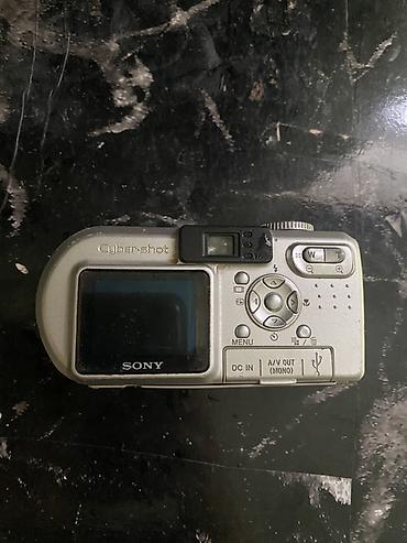 sony 6500: Satılır: Sony Cyber-shot DSC-P8 rəqəmsal fotoaparat (retrocamera) - — 2