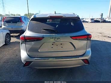 Toyota: Toyota Highlander: 2021 г., 3.5 л, Автомат, Бензин — 6