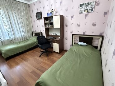 sokuntu taxta: Oğlan və qız üçün, 2 təknəfərlik çarpayı, Yazı masası