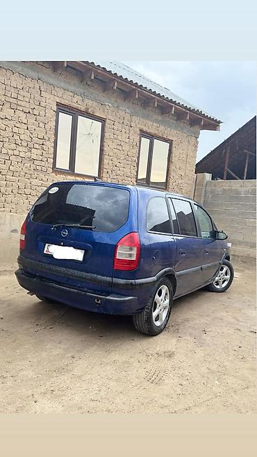 рулдар: Opel Zafira: 2003 г., 2.2 л, Кол менен иштөөчү, Бензин, Вэн/Минивэн — 3