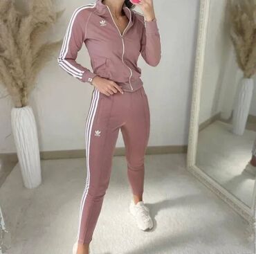 Gornji i donji deo: Adidas ženska trenerka

Novo
Mokra likra
Veličine s m l xl 2xl — 11