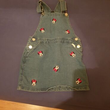 Haljine: Haljine vekicine 122 minni je 116 i njena cena je 500 din — 2