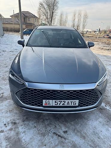 byd e9 2025: BYD : 2024 г., 1.5 л, Робот, Гибрид, Седан — 2