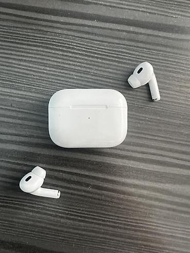 Кулакчындар: Apple AirPods Pro с беспроводным зарядным футляром - Активное — 3