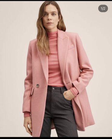 розовый пиджак: Пальто пиджак от mango
размер s
новый