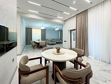 Günlük kirayə evlər: 250 kv. m, 6 otaqlı — 12