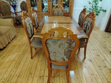 Masa və oturacaq dəstləri: Qonaq otağı üçün, İşlənmiş, Açılan, Oval masa, 8 stul — 8