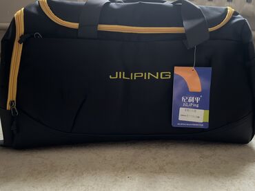 ставки на спорт: 👜 Продаю новую мужскую сумку Цвет:черный Покупал:1110 сом в цуме