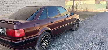 Audi: Audi 80: 1993 г., Седан — 7