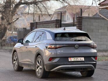 Volkswagen: Volkswagen ID.4: 2022 г., Электромобиль — 13