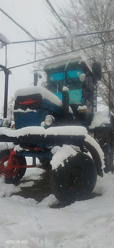 Traktorlar: Məhsul: Kənd təsərrüfatı traktoru və qoşulan avadanlıq Təsvir: - — 9