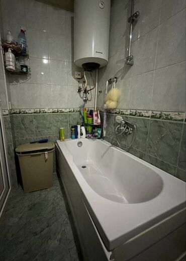 Uzunmüddətli kirayə mənzillər: Nəsimi rayonu, Mərdanov Qardaşları küçəsi — 6 mərtəbəli binanın 4-cü — 11