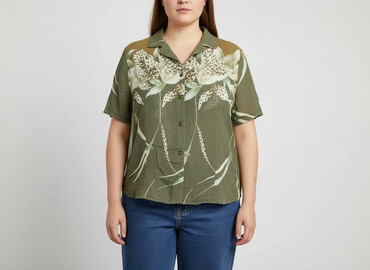 guess wyprzedaż t shirty: Сорочка жіноча, розмір 4XL