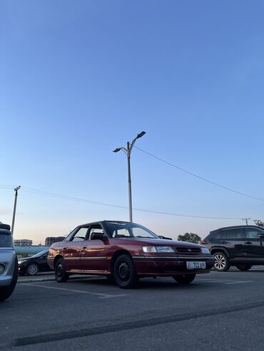 машина на: Subaru Legacy: 1993 г., 2.2 л, Механика, Бензин, Седан