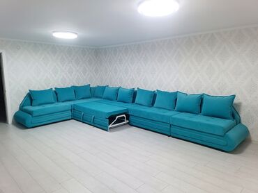 Угловые диваны: Угловой диван, C подушками, Трехместный — 19