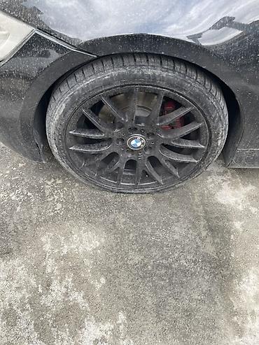 arxa yaylar: BMW E90 üçün arxa yaylar (purjunlar) qızdırılıb pasatka vermək üçün — 2
