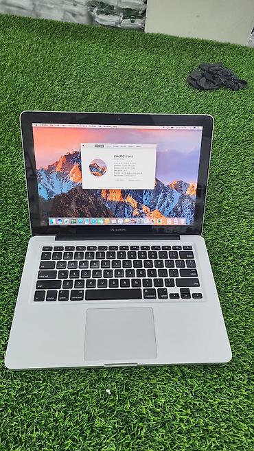 Apple MacBook Pro 13" (Mid 2012) – gümüş alüminium korpus, qara