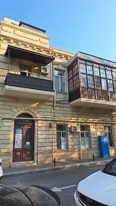 2 ci mikrorayon: Bakı, 28 May, 2 otaqlı, Köhnə tikili, m. 28 may, 70 kv. m — 1