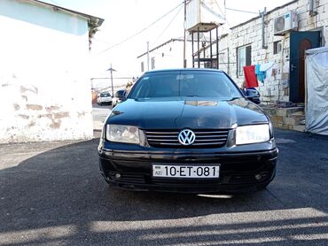 Volkswagen: Volkswagen Bora: 2 л | 2001 г. Седан