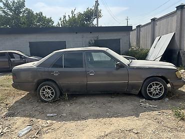 daewoo lanos 1: Mercedes-Benz W124: 1992 г., 2 л, Механика, Бензин, Седан — 3