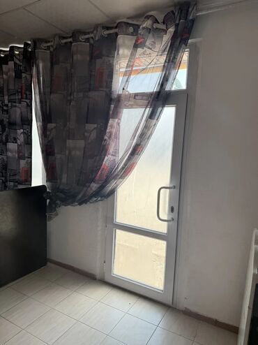 дом киргизия 2: 20 м², 1 комната, Теплый пол, Бронированные двери, Забор, огорожен