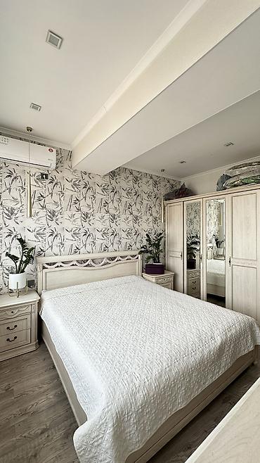 3: 3 комнаты, 83 м², 12 этаж — 8
