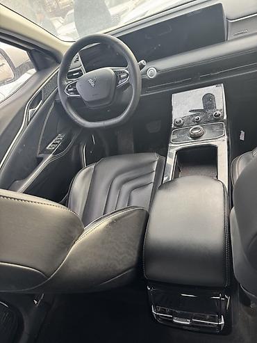 Weltmeister: Weltmeister 2021 г., 123000 км, Передний, В наличии — 8