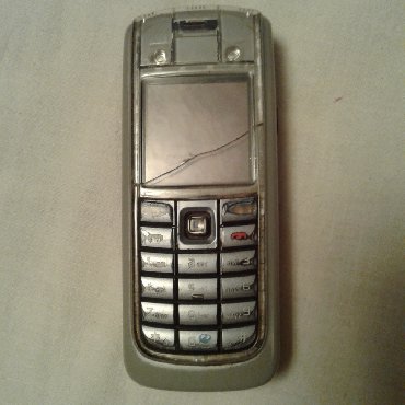 nokia 5: "Nokia 6020" mobil telefonu satılır. Avropanın Almaniya istehsalıdır