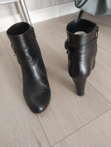 кожа ботинки: Сапоги, 36, цвет - Черный