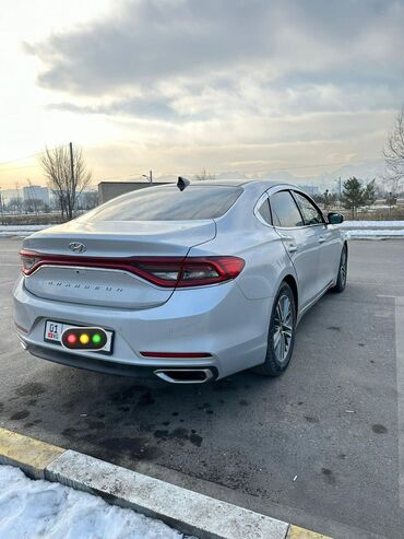 Hyundai: Хундай грандер 2017 года Обьем 3.0 л. Пробег 150.000км Один хозяин