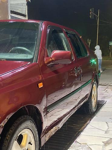 Volkswagen: Volkswagen Vento: 1992 г., Механика, Бензин, Седан — 6