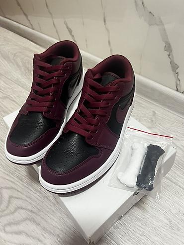 кожа костюм: Мужские кроссовки, 39, Nike, Новый, Платная доставка — 1