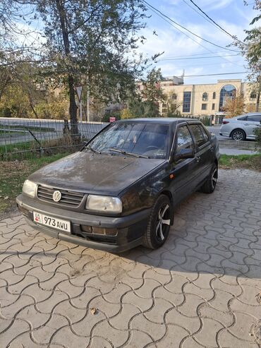 спидометр на спринтер: Volkswagen Vento: 1993 г., 2 л, Механика, Бензин, Седан