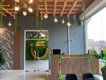 Restoran, kafelər: Hazır restoran satılır. Hal hazırda fəaliyyətdədir. Yeri tam — 5