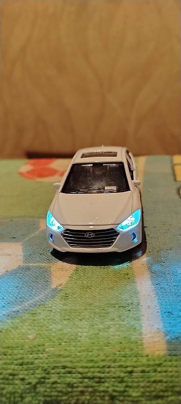 Digər: Wekilde Gorduyunuz Ağ Elantra 2016-dan 2018 kimi Olan Modelidi Satiram — 8