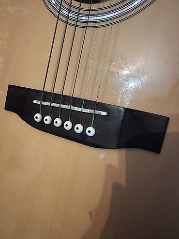 Akustik gitaralar: Akustik gitara, 6 sim, İşlənmiş, Ünvandan götürmə, Pulsuz çatdırılma, Ödənişli çatdırılma — 7