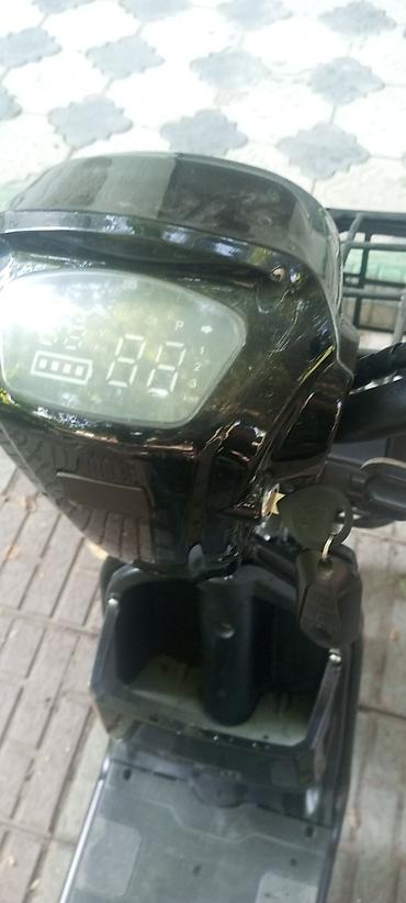 892 2: Продаю Электроскутер GICIN в черном цвете. Особенности: - цифровая — 4