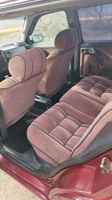 Volkswagen: Volkswagen Vento: 1997 г., 1.6 л, Механика, Седан — 6