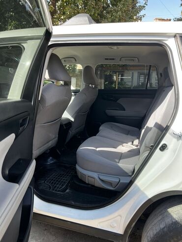 Toyota: Toyota Highlander: 2020 г., 0.2 л, Автомат, Гибрид, Внедорожник