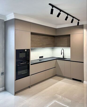 Sifarişlə mətbəx mebeli: Sifarişlə mətbəx dəsti, Özü çəkən petlələr, MDF, Kredit yoxdur, Pulsuz çatdırılma — 24