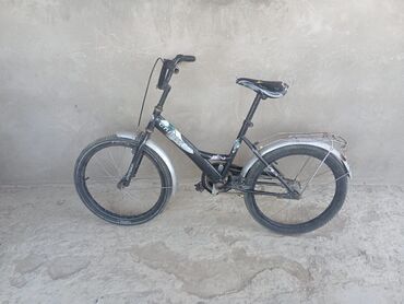 1 yaşdan yuxarı uşaqlar üçün velosipedlər: İşlənmiş İki təkərli Uşaq velosipedi 20", Ünvandan götürmə