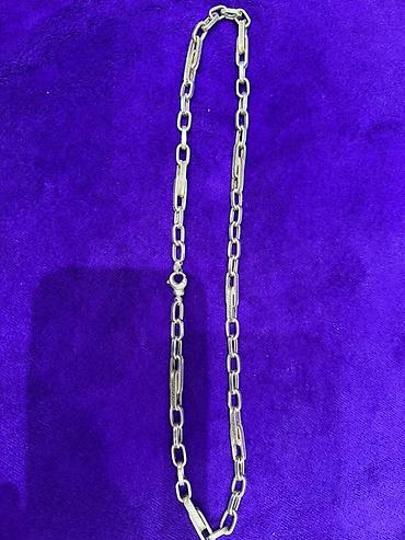 Gümüş rəngli zəncir boyunbağı - Material: metal ərintisi, gümüş ton -