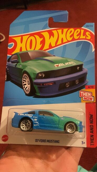 Əntiq vazalar: Ford, 2023 il, 1:64, Dəmir, Ödənişli çatdırılma