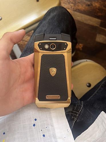 mobil kondisaner: Tonino Lamborghini Antares Android smartfon ötən illərdə istehsal — 1