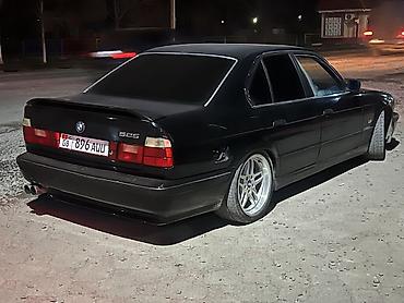 BMW: BMW 5 series: 1991 г. — 1